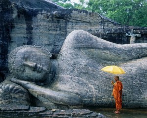 buddha sdraiato